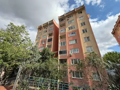 İZMIT AKÇAKOCA ÜNIVERSITE KONUTLARI KIRALIK 3+1 EŞYALI ARAKAT