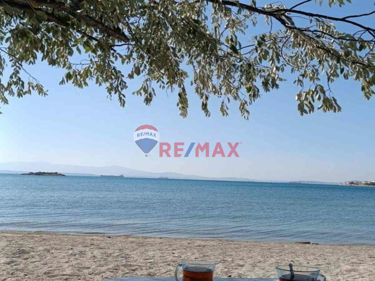 ÇANDARLI TATIL KÖYÜ YANINDA İMARLI ARSA