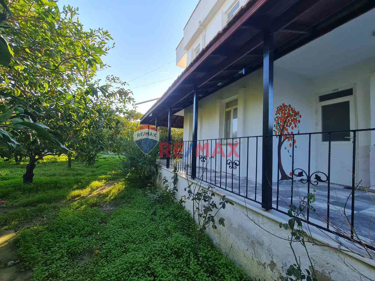 PORTAKAL BAHÇELERI İÇINDE & DENIZE 400MT MESAFEDE MÜSTAKIL EV