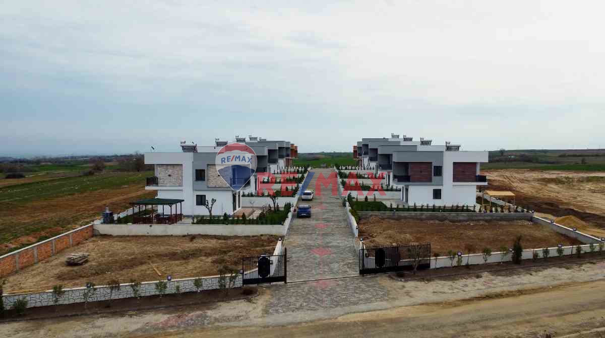 EDİRNE UZUNKÖPRÜ VİLLA DE GARDEN *SIFIR BOŞ* 3+1 SATILIK VİLLA