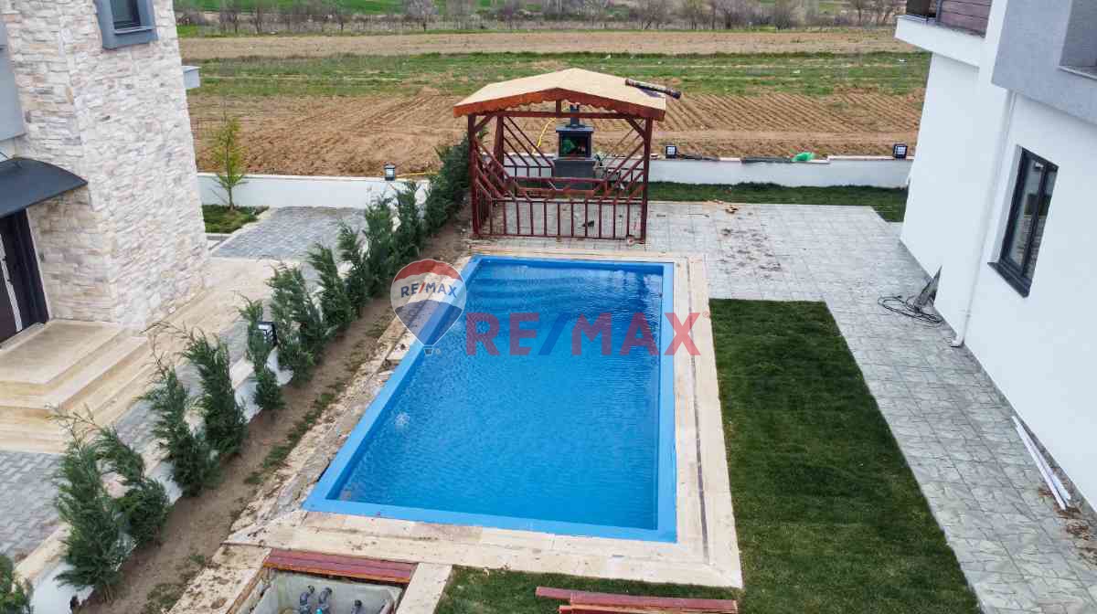 EDİRNE UZUNKÖPRÜ VİLLA DE GARDEN *SIFIR BOŞ* 3+1 SATILIK VİLLA