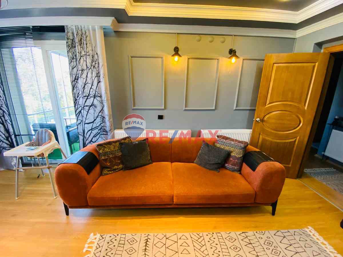 REMAX YALI'DAN İZMİR BUCA'DA GENİ KULLANIMLI SATILIK 3+1 DAİRE