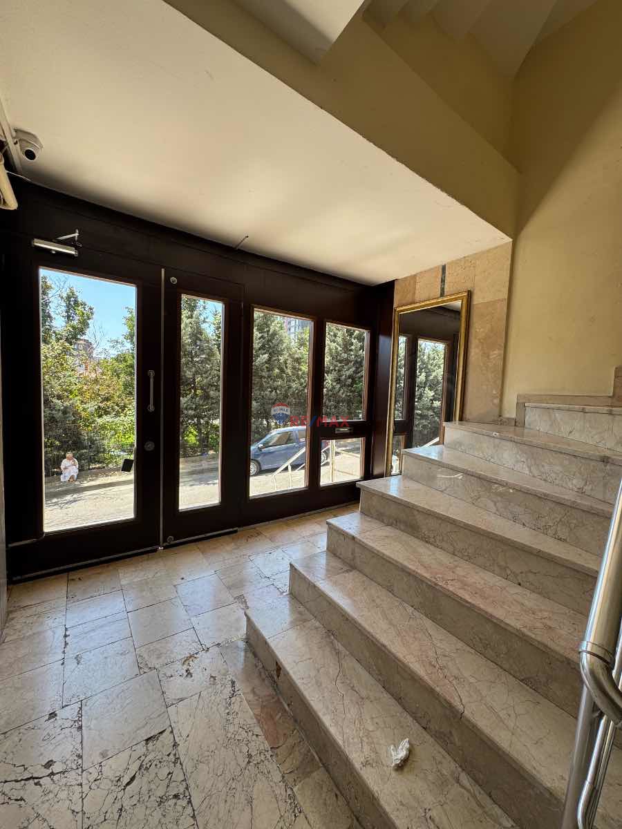 ÇAKMAK MH 3+1 ARA KAT E.BANYO 140 M2 FİNANS ŞEHİR KOMŞU SATILIK