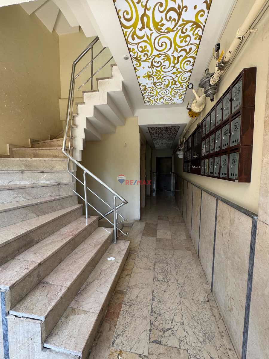 ÇAKMAK MH 3+1 ARA KAT E.BANYO 140 M2 FİNANS ŞEHİR KOMŞU SATILIK