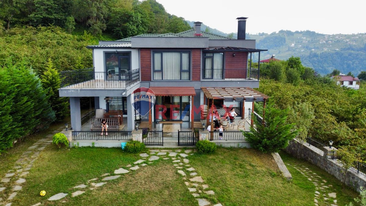 1000 M2 ARSA İÇİNDE SATILIK 5+1 VİLLA