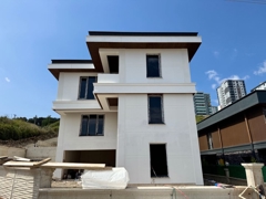 ALANLI MERKEZİ KONUMDA 4+1 DUBLEX VİLLA