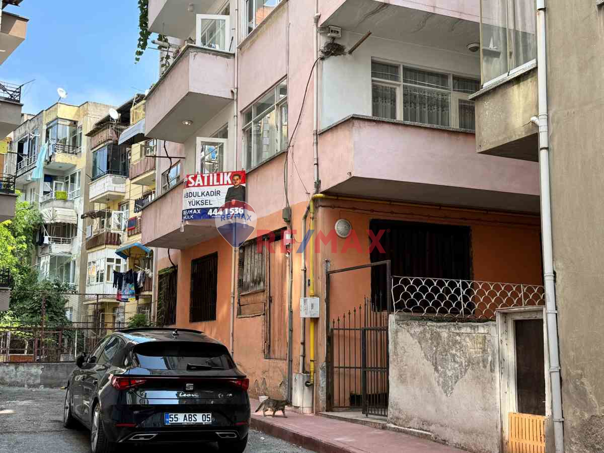 İLKADIM REŞADİYE MAHALLESİ SATILIK DAİRE