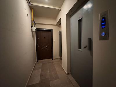 SALON/MUTFAK AYRI BAHÇE KATI KİRALIK 2+1 DAİRE