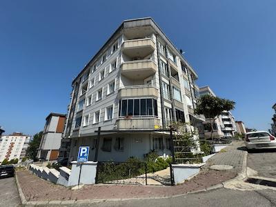 SALON/MUTFAK AYRI BAHÇE KATI KİRALIK 2+1 DAİRE