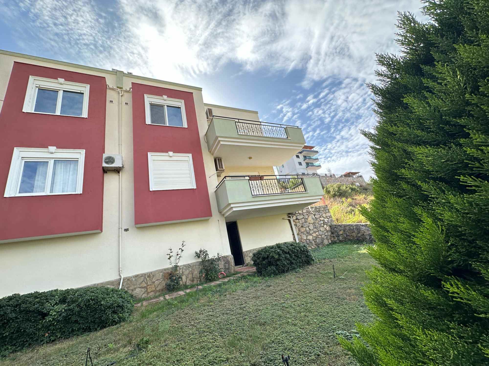 ORCHARD SITESI DENIZI VE ŞEHIRI BLUŞTURAN MANZARASIYLA 4+1 DUBLEKS