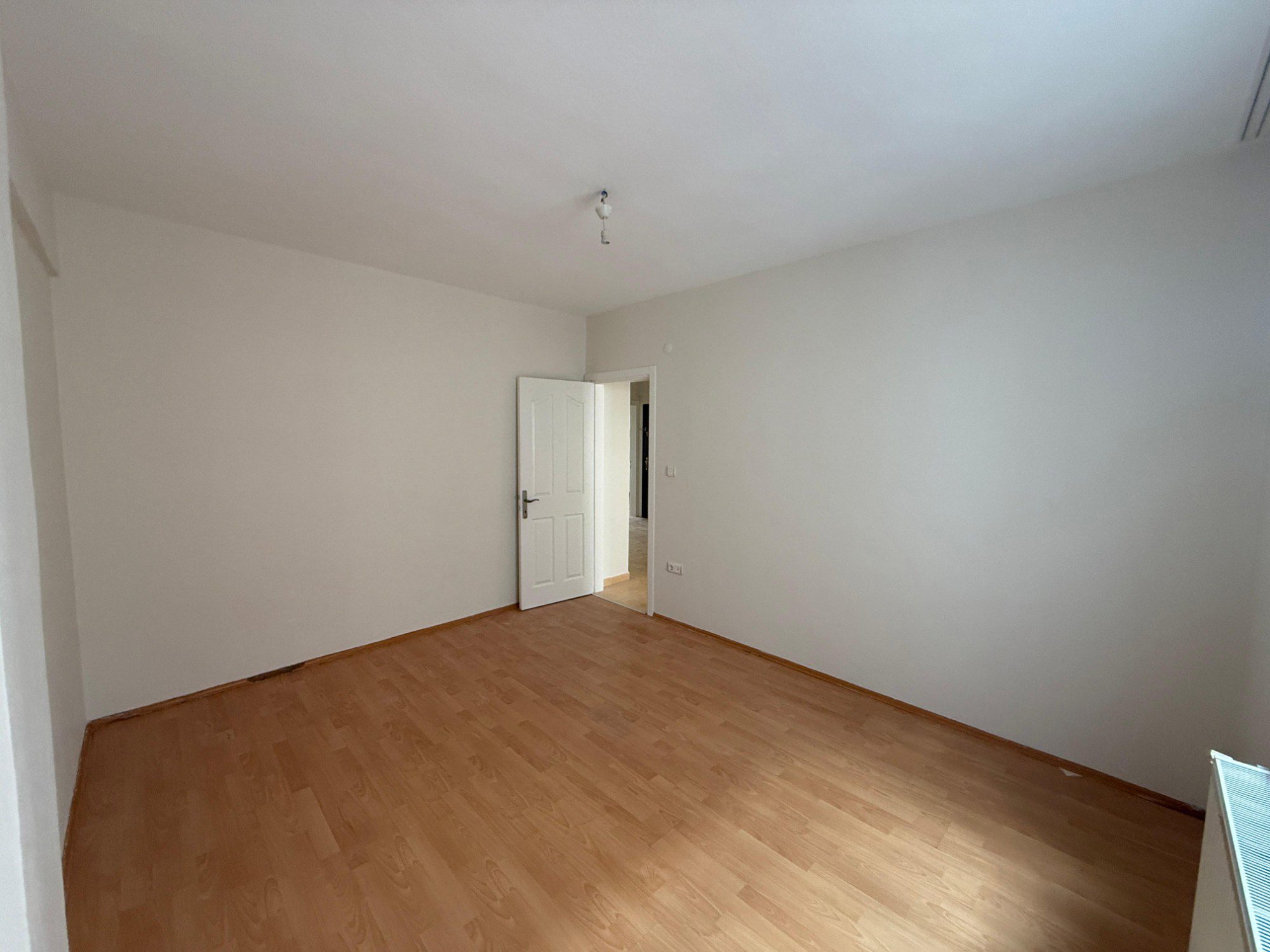 DUMANKAYA'NIN KARŞISINDA ARA KATTA 3+1 KİRALIK DAİRE