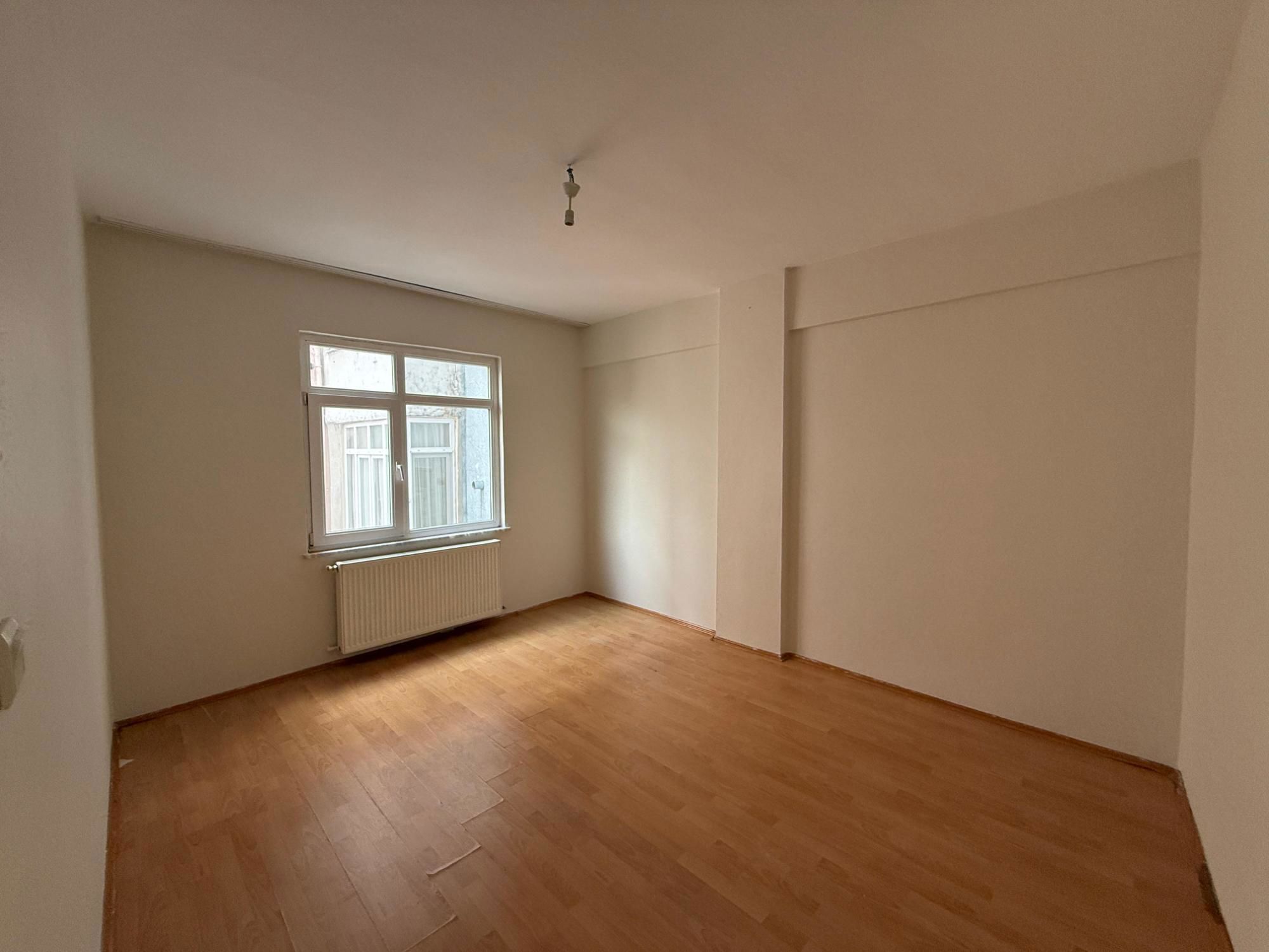 DUMANKAYA'NIN KARŞISINDA ARA KATTA 3+1 KİRALIK DAİRE