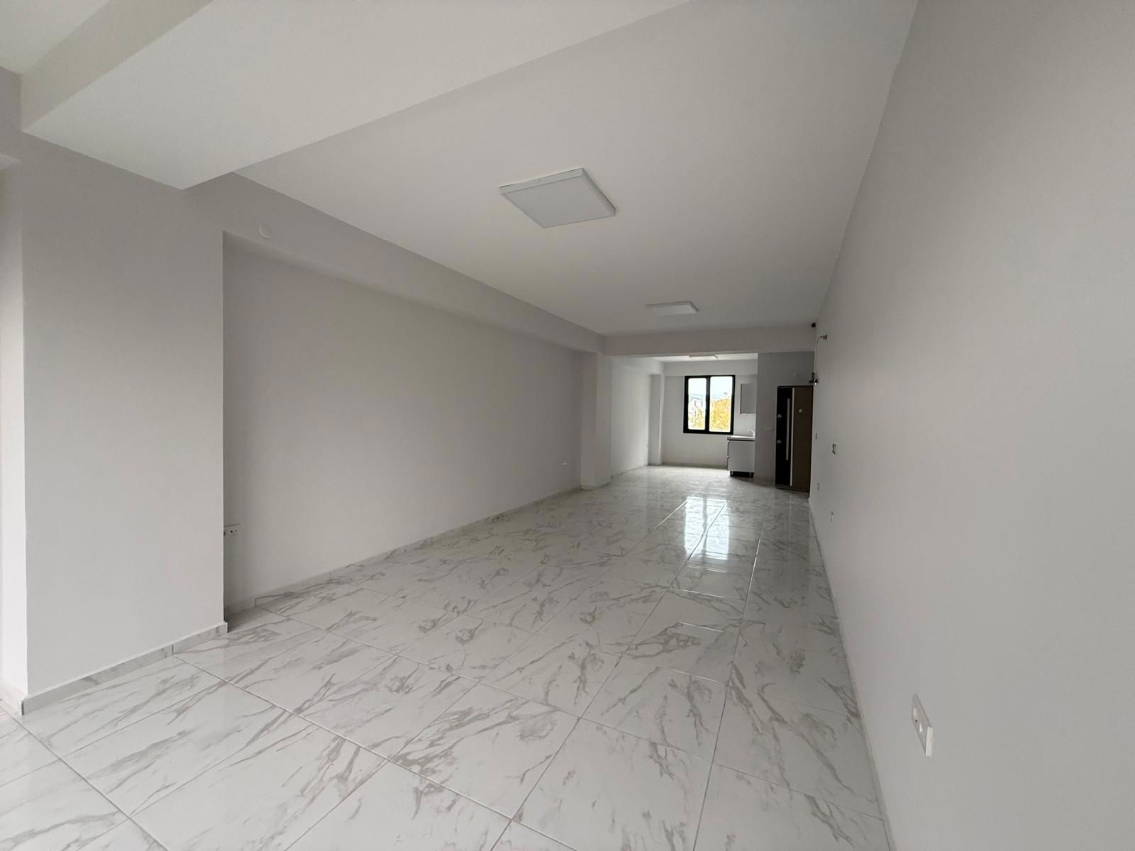 BAŞISKELE BELEDIYE KARŞISI KIRALIK MODERN OFIS