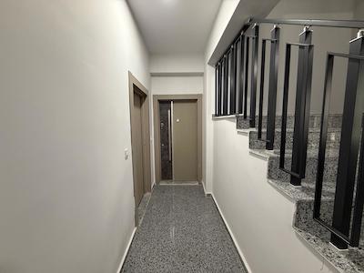 BAŞISKELE BELEDIYE KARŞISI KIRALIK MODERN OFIS