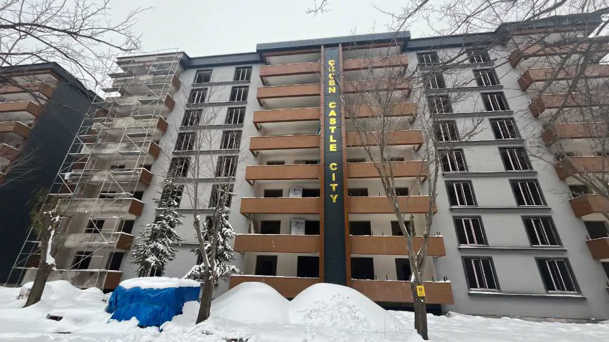 REMAX DOĞUDAN SÜRSÜRÜ MAH.MERKEZİ KONUMDA SATILIK LÜKS DAİRE