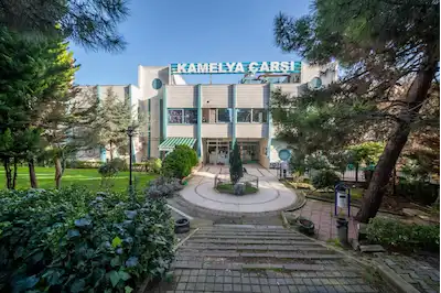 ATAŞEHİR KAMELYA ÇARŞI'DA SATILIK DÜKKAN