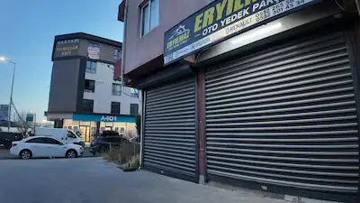 REMAX LAND'DEN GÜVENİŞ CADDESİNDE SANAYİ İÇİNDE DEVREN KİRALIK DÜKKAN