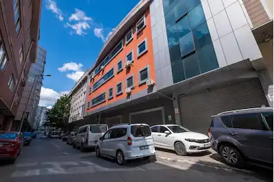 KİRALIK BAĞCILAR'DA 2900 M2 KAT MÜLKİYETLİ KOMPLE SANAYİ BİNASI 7 BAĞIMSIZ BÖLÜM