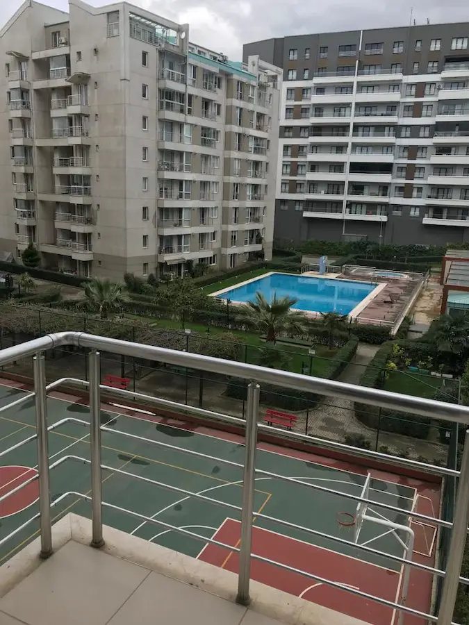 AKSE YAŞAM KONUTLARI HAVUZ CEPHELI 1+1 EŞYALI SATILIK DAIRE