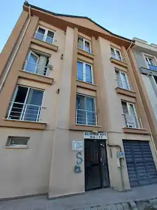 RE/MAX MOD'DAN SÜTLÜCE'DE KİRALIK 1+1 DAİRE
