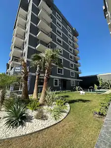 198 MENEMEN KOYUNDERE ULUS MAH. HAVUZLU SITEDE 1+1 KIRALIK DAIRE
