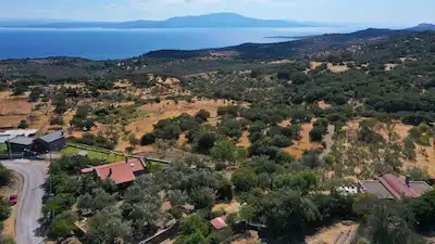 ÇANAKKALE ASSOS BÖLGESİ KOZLU KÖYÜ'NDE SATILIK MÜSTAKİL TAŞ EV