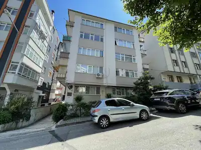 REMAX NEVİN’ DEN KILIÇDEDE’ DE KİRALIK 2+1 DAİRE