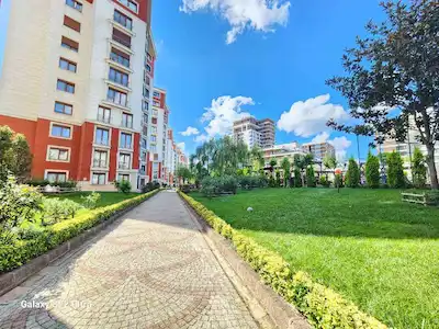 KASRI LENA SİTESİ’NDE F BLOK’TA GENİŞ 3+1  SATILIK DAİRE