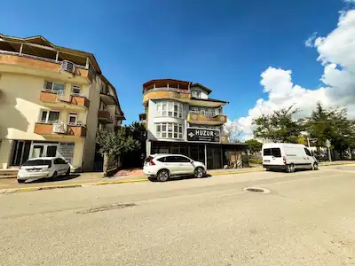 DERİNCE FATİH SULTAN MERKEZİ KONUMDA ARA KAT 130M2 KİRALIK 3+1 DAİRE