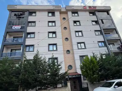 PENDİK ESENYALI’DA  OTOPARKLI 2+1 4. KAT  BALKONLU KREDİYE UYGUN 