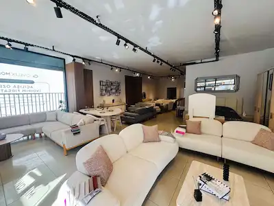 ÜMRANIYE MITHATPAŞA CADDESI ÜZERINDE 220 M2 KIRALIK DÜKKAN
