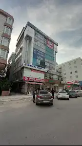 REMAX LAND'DEN ÇERKEZKÖY BELEDİYE MEYDANINDA KİRACILI 1+1 BALKONLU KREDİYE UYGUN