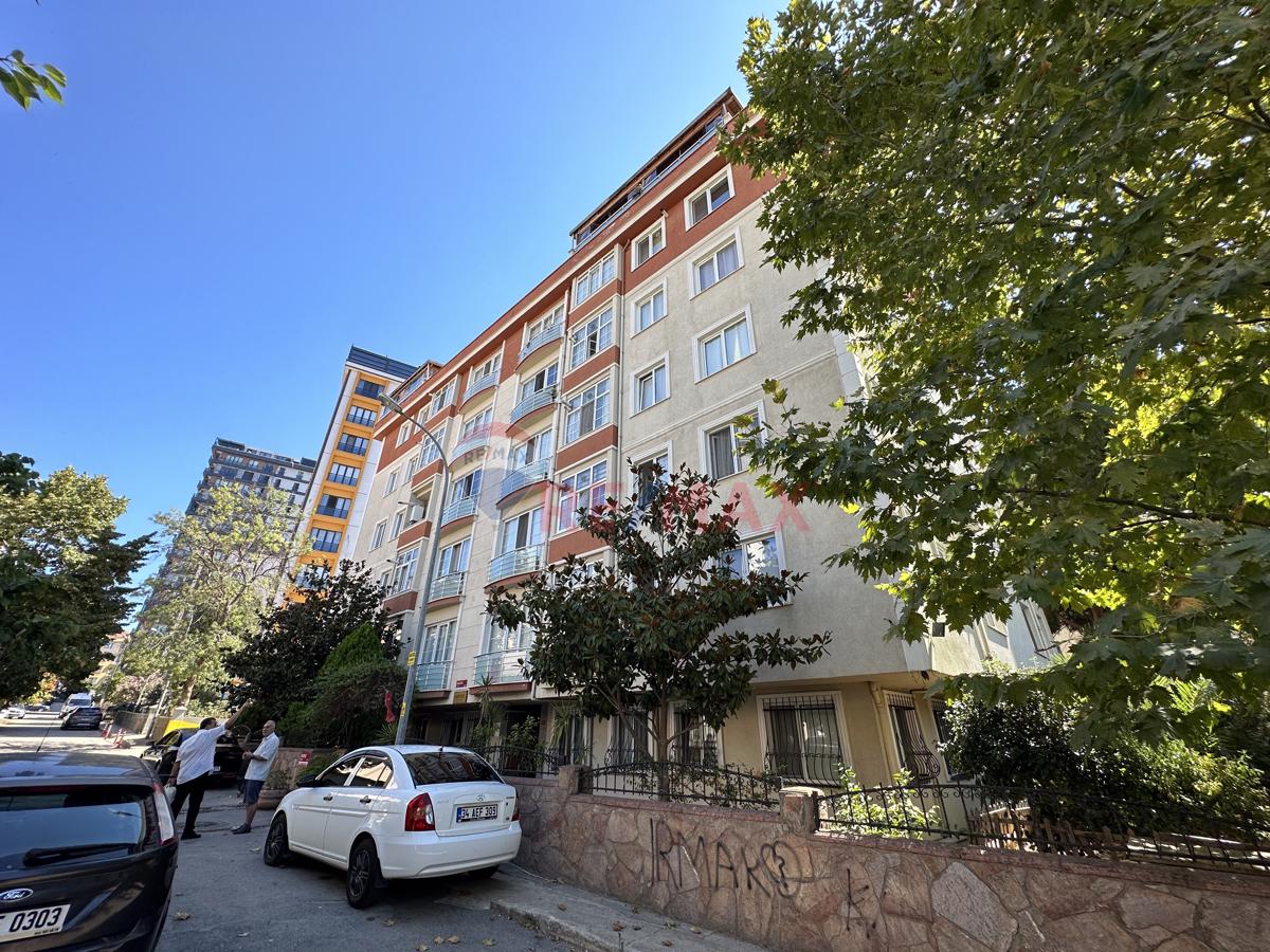 MALTEPE BAĞDAT CADDESİ ARA KAT SATILIK 3+1 FIRSAT DAİRE