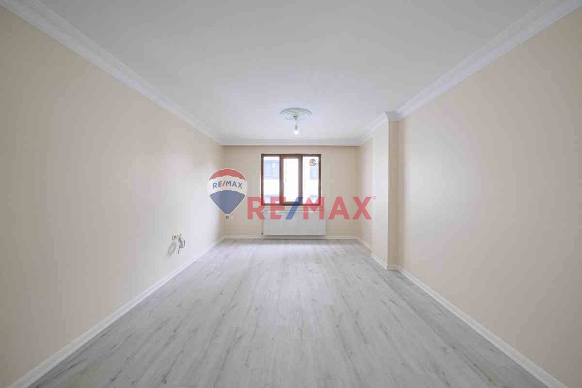 ATAŞEHİR ESATPAŞA 3 ODA 1 SALON SATILIK DUBLEKS DAİRE