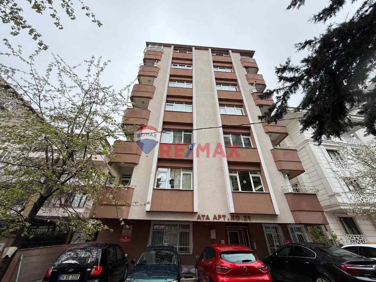KAVACIK KAPTANLAR'DA ASANSÖRLÜ BİNADA SATILIK 3+1 ARA KAT DAİRE