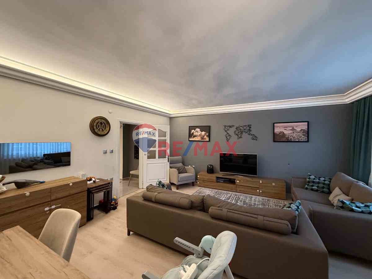 KAVACIK KAPTANLAR'DA ASANSÖRLÜ BİNADA SATILIK 3+1 ARA KAT DAİRE