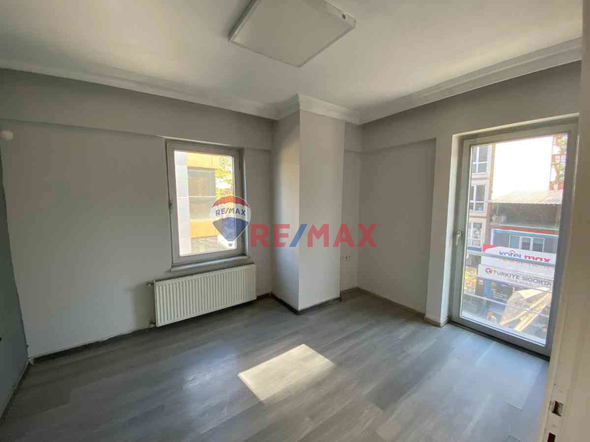 REMAX ÇARŞI'DAN MEHMET ALİ PAŞA'DA KİRALIK BÜRO-OFİS