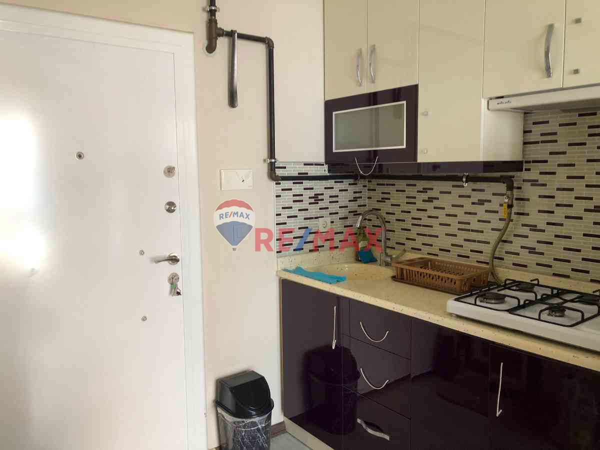 REMAX MODEL DEN TINAZTEPE KAMPÜS CİVARI DOĞALGAZLI EŞYALI 1+1