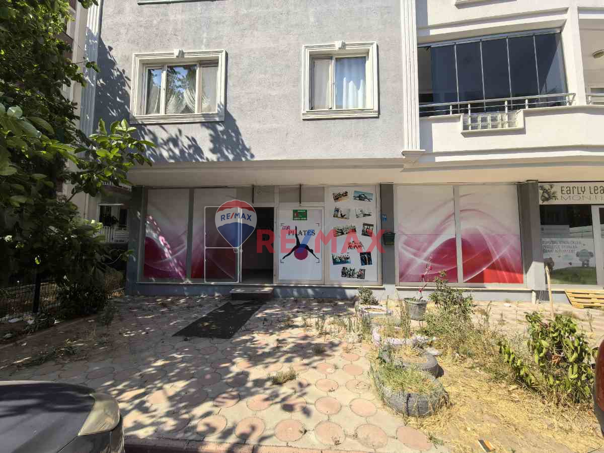 MUHITTIN MAHALLESINDE SATILIK 2 KATLI DÜKKAN