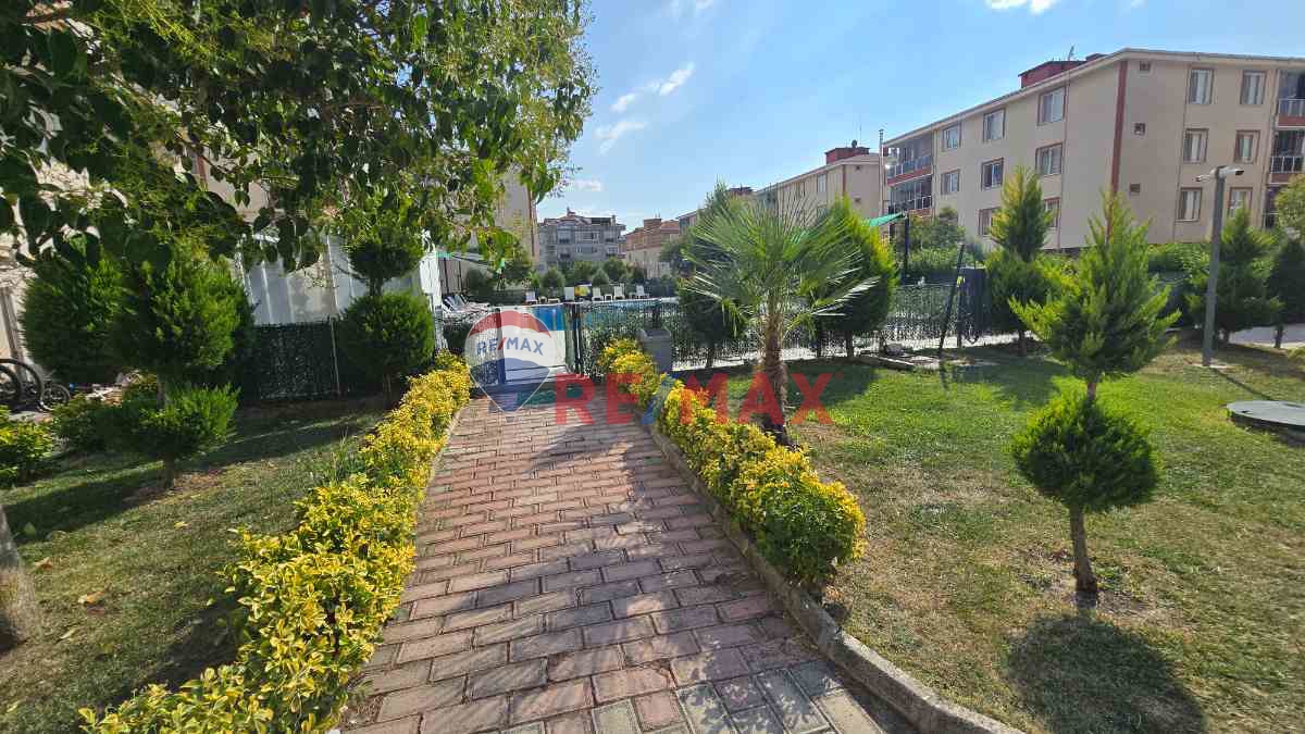 GELİNCİK KONAKLARINDA SATILIK 3+1 ARAKAT DAİRE