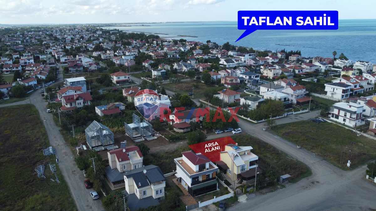 REMAX MURAT'TAN ATAKUM TAFLAN DENİZE 150 METRE MESAFEDE VİLLALIK