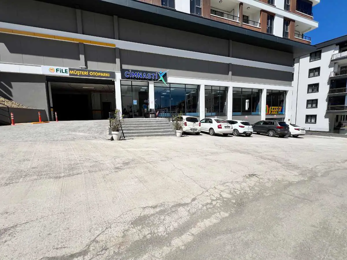 BAHATTİN'DEN ATAKUM CAĞALOĞLU BULVARINDA 300 M2 SATILIK DÜKKAN