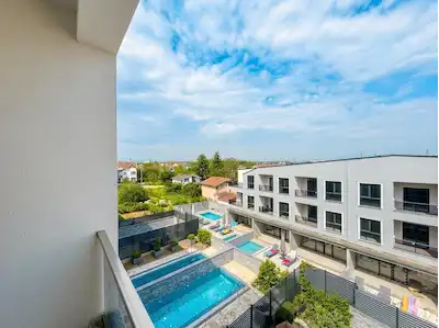 KOCAELI KARTEPE SARIMEŞE MAHALLESINDE SATILIK 4+1 TRİPLEKS VILLA