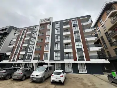 İZMİT KARPAY REZİDANS'TA 1+1 EŞYALI SATILIK DAİRE