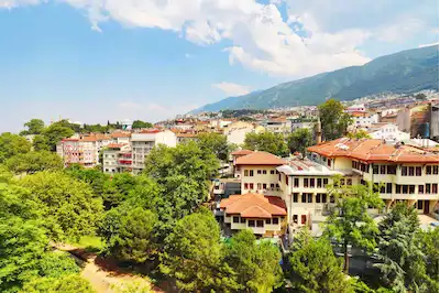 REMAX BEYAZ GÖKDERE, SETBAŞI KÖPRÜSÜ MANZARALI SATILIK OFIS