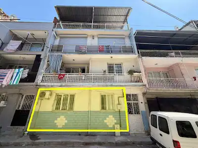 BUCA İNÖNÜ MAHALLESİNDE MERKEZİ KONUMDA SATILIK 2+1 DAİRE