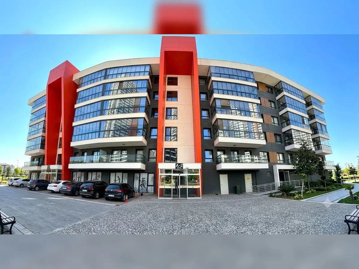 AKADIA SİTE AVM KARŞISI BÜYÜK 2,5+1 SATILIK FIRSAT 3