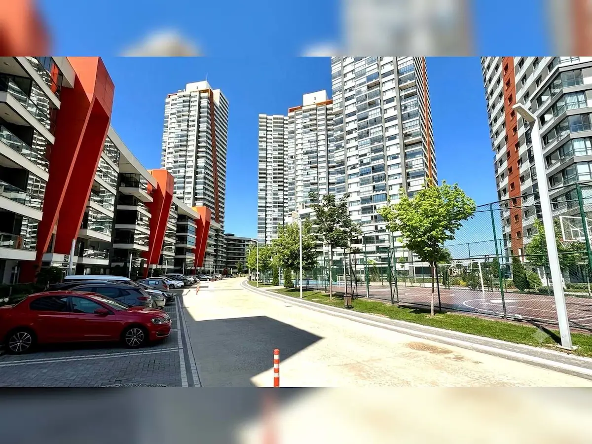 AKADIA SİTE AVM KARŞISI BÜYÜK 2,5+1 SATILIK FIRSAT 2