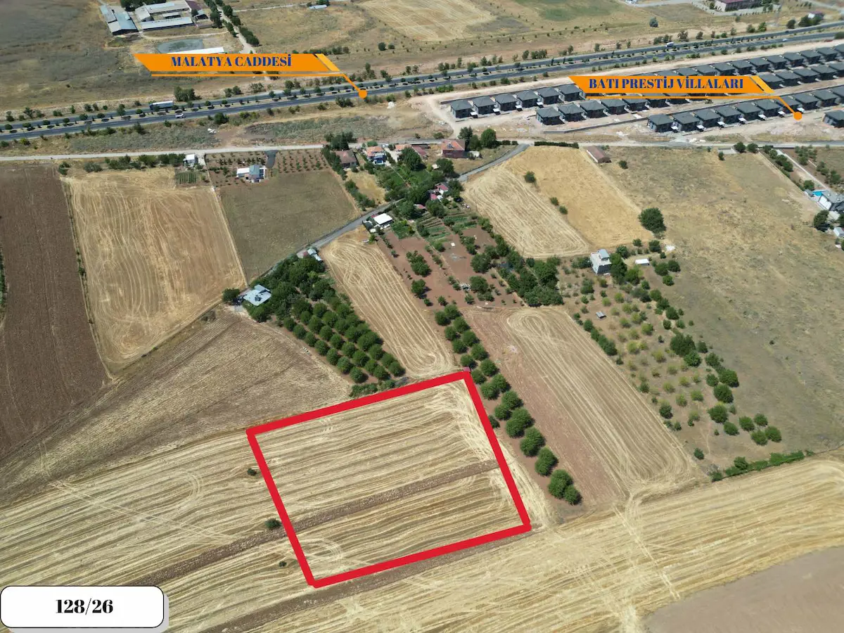REMAX DOĞU'DAN YENİ HASTANE KARŞISINDA SATILIK FIRSAT TARLA