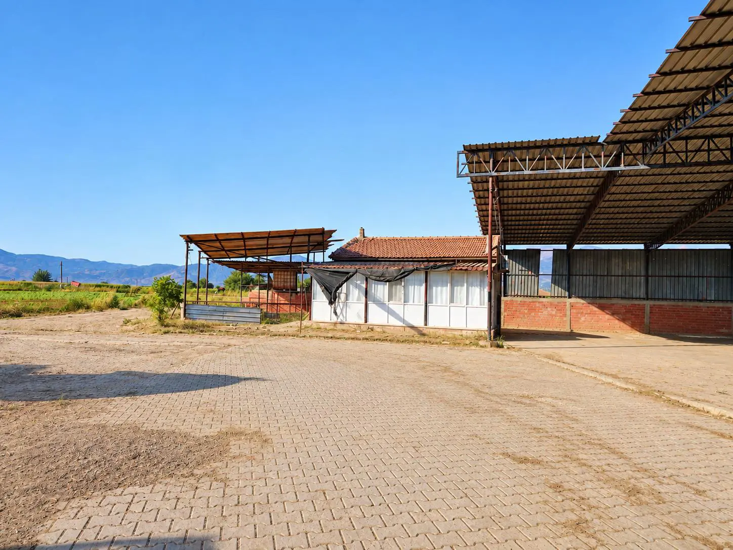 Property image 8